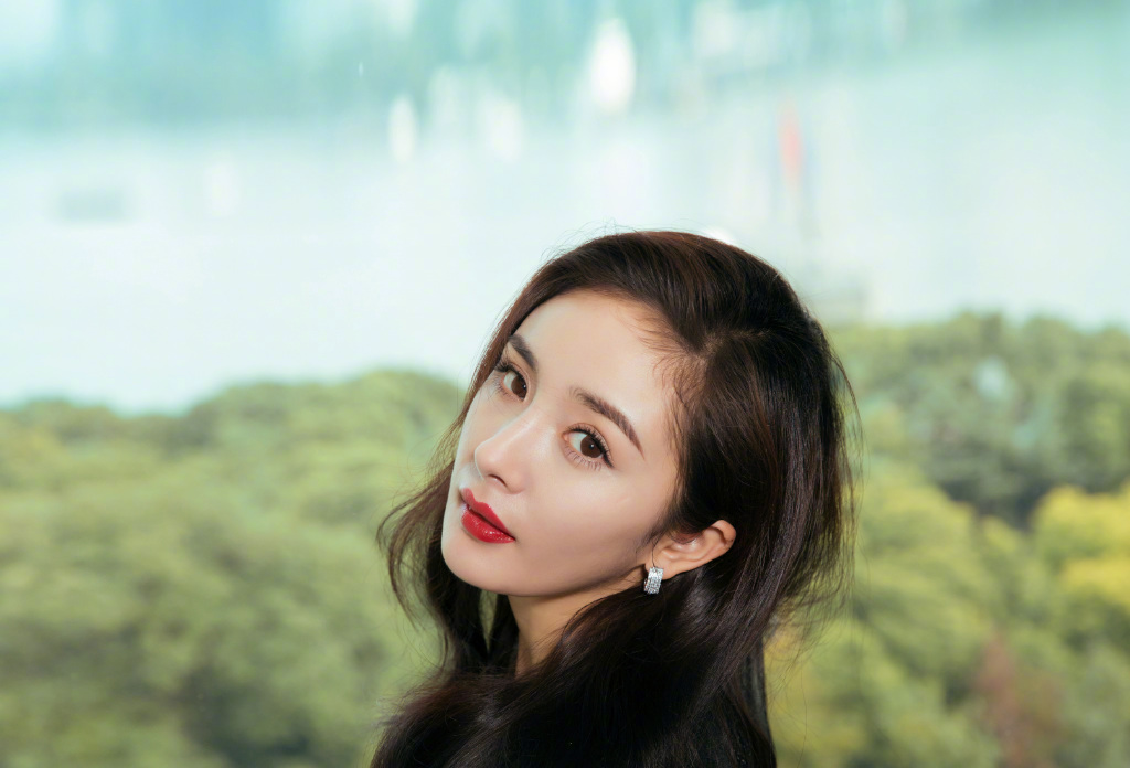 天涯明星黑料杨幂,_杨幂黑红小花_杨幂演技怎么样