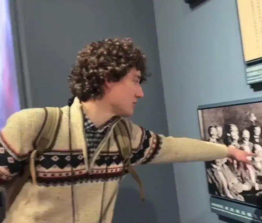 娄山关红色文化体验_沉浸式长征体验_万篇长征 网红明星热点事件,